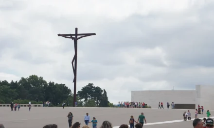 Do Brasil Colônia à Independência: Momentos Chave da História Brasileira