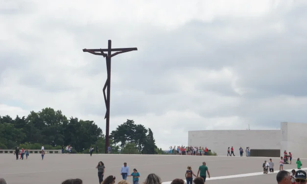 Do Brasil Colônia à Independência: Momentos Chave da História Brasileira