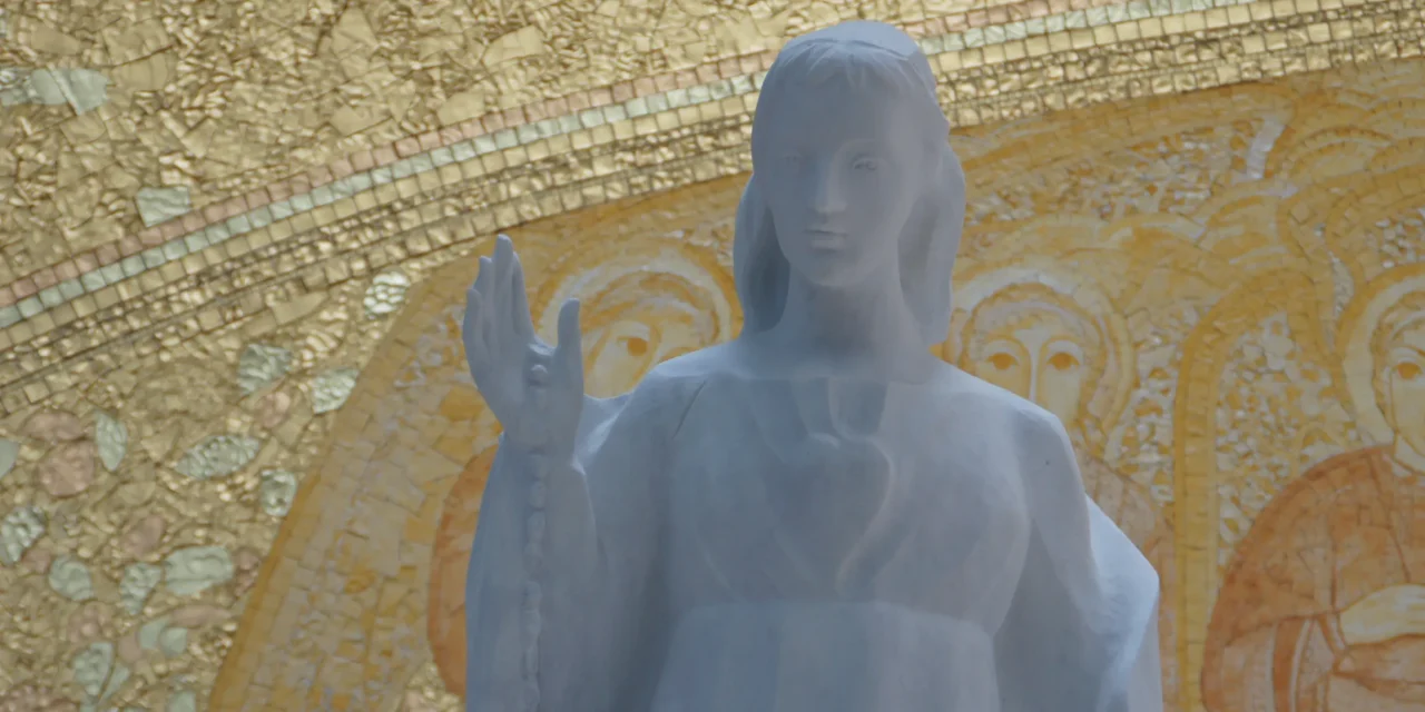 Quando a Literatura Encontra a História: Os Melhores Livros Sobre a Revolução dos Cravos